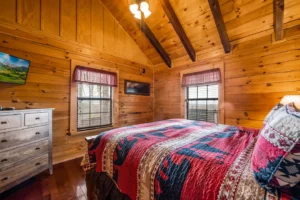 Main Level King Suite