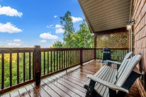 Main Level Deck with Ample Seating