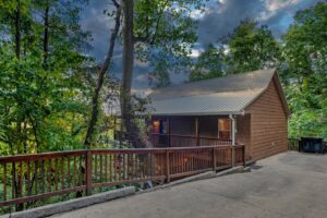 Wears Valley Cabin with a Great View